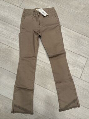 CHARLIE B Taupe Wide-Leg Jeans with Frayed Hem